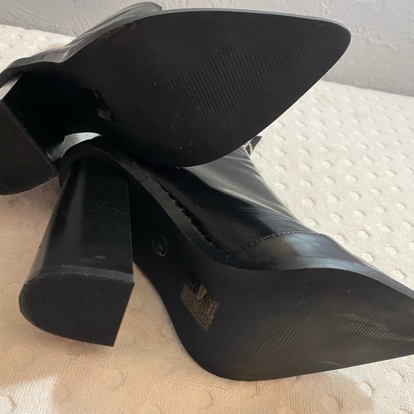 W Black Patent Heeled Boot with Silver Buttons along Sole - Picture 7 of 16